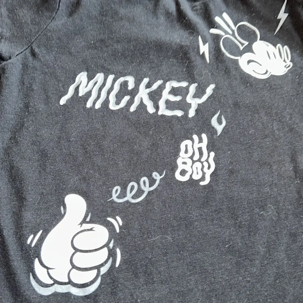 Disney’s Mickey Mouse 🐭🏰 Chill Oh Boy 👦 Tee Shirt 👕